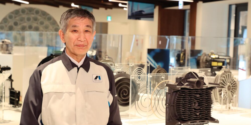 Sato Kazuaki, Pionier der Scroll-Technologie