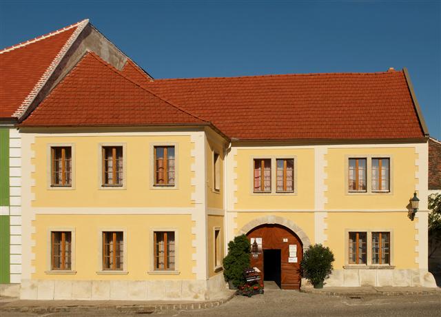 Betriebssitz in der J. Haydngasse 5, Rust