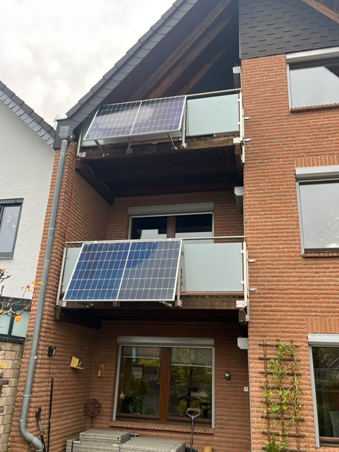 Balcony power plant (solar modules)
