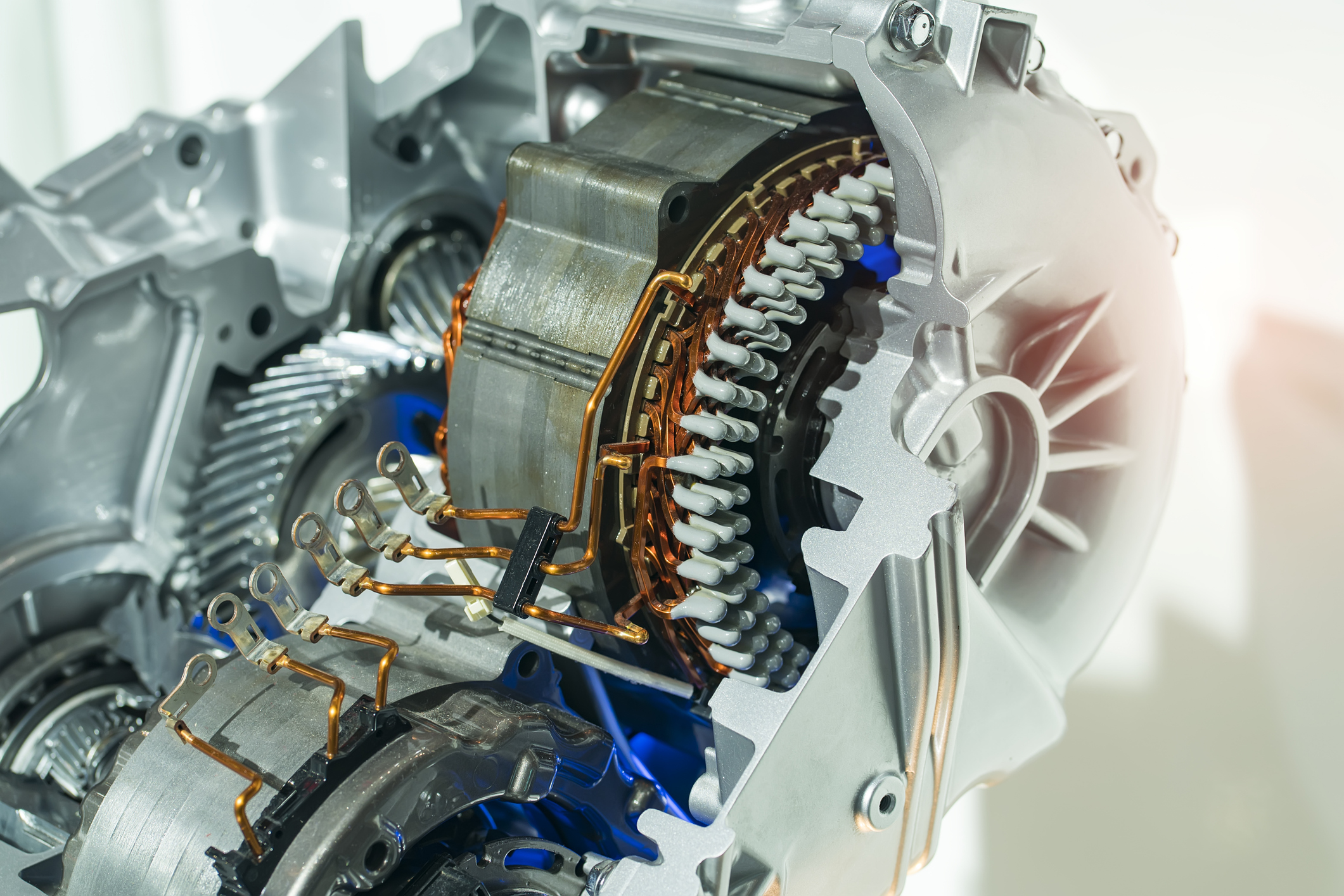 Magnet wire for e-mobility traction motors (HVWW®)