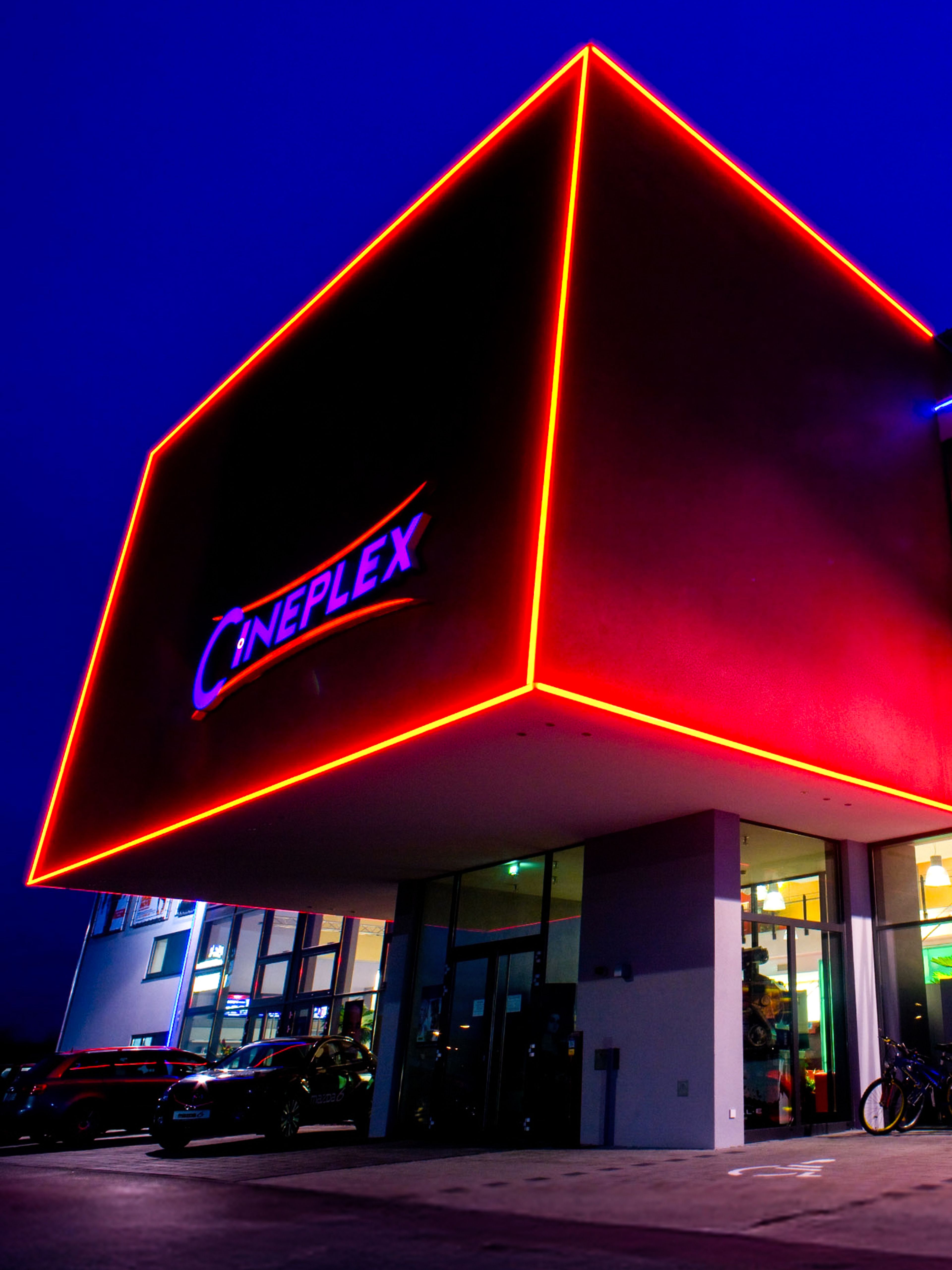 Fassadenprofil Cineplex