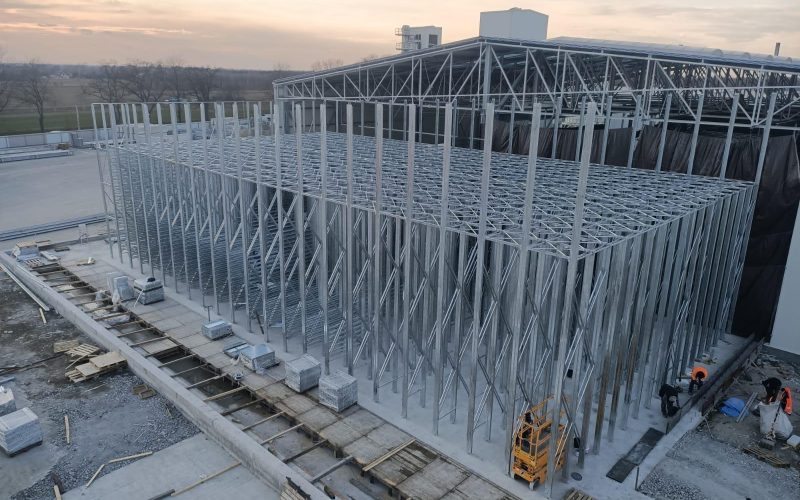 Anlage für Betonsteinherstellung, Polen