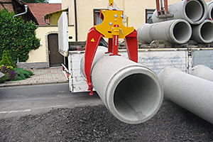 Rohrgreifer mit Betonrohr