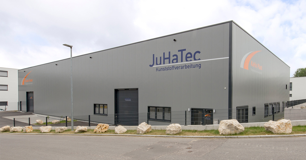 Produktionshalle aus eigener Fertigung