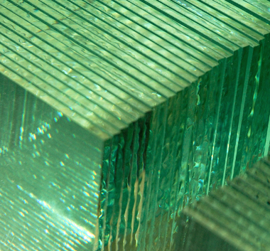 Glasfertigung bei Dreiba Glastechnik