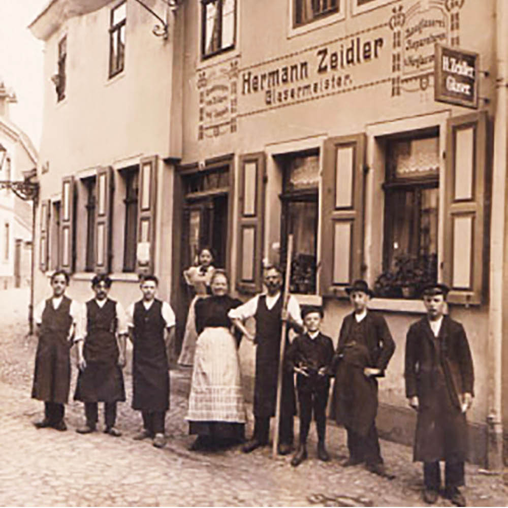 Historische Aufnahmen der Unternehmensgeschichte