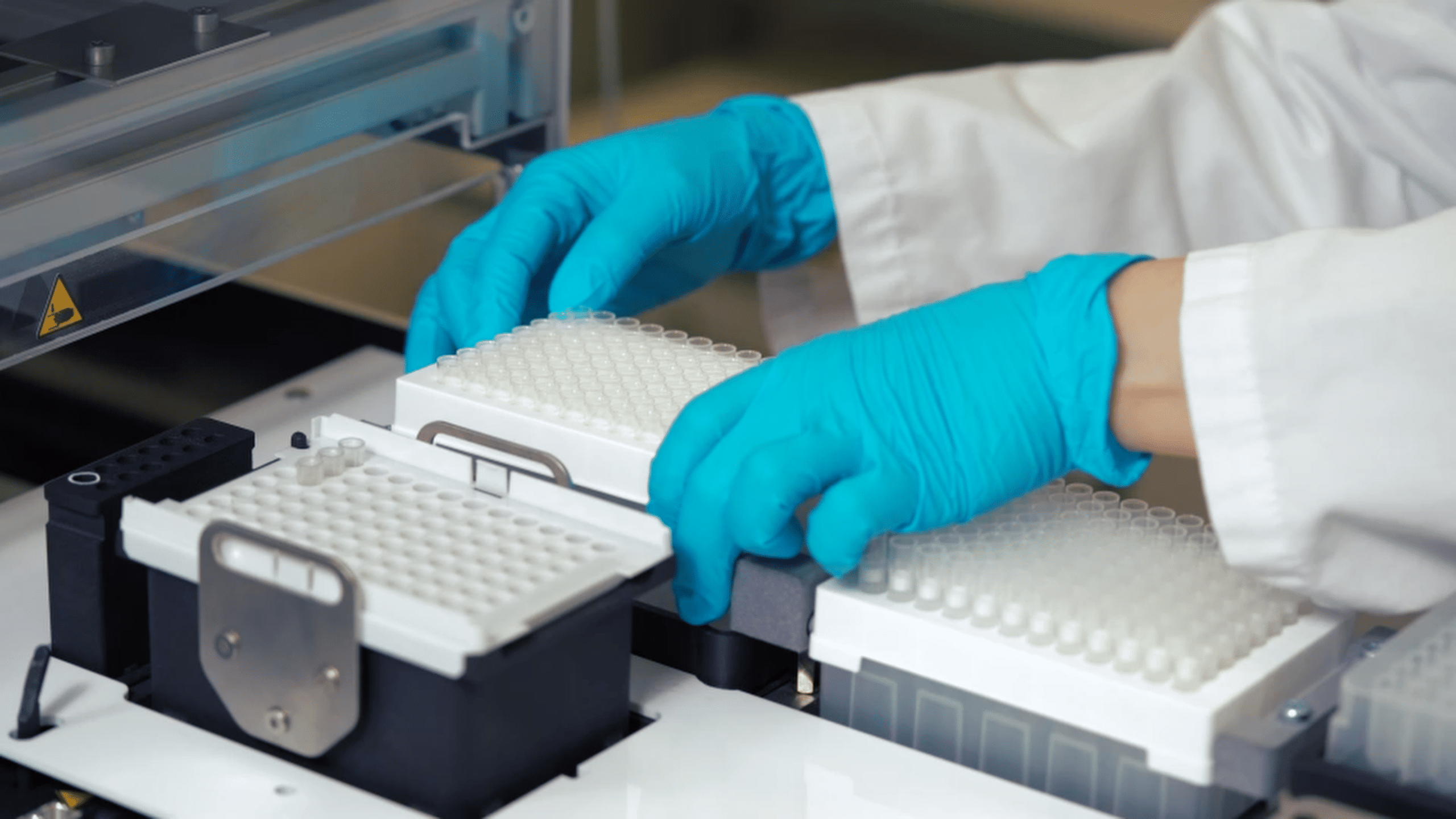 Systeme für Klinik, Labor und Industrie
