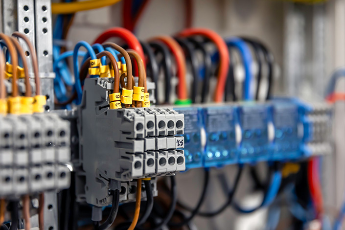 Elektrotechnik: Energieversorgung & Installationen