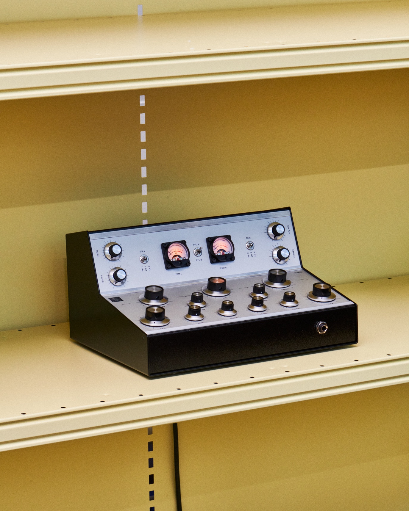RDM20 Rotary DJ Mixer