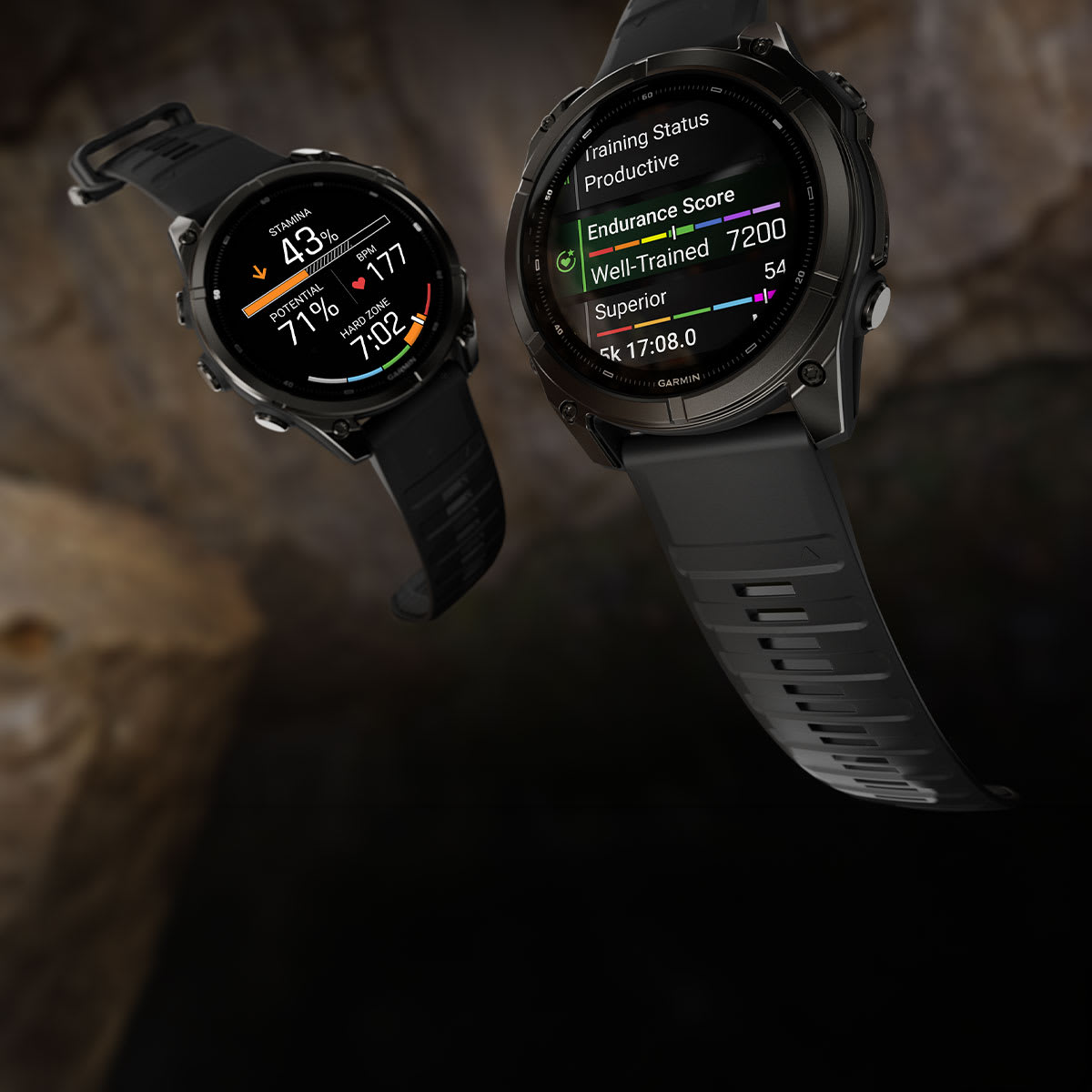 Zwei fēnix 9 GPS-Smartwatches mit Trainingsmetriken