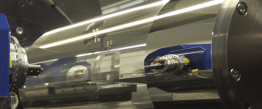 Mikrostrukturierte Prägewalzen für Roll-to-Foil-Replikation