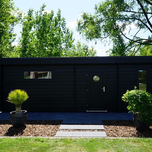 Gartensauna mit Abstellraum