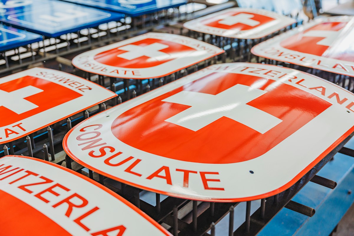 Emailleschild aus der Luzerner Werkstatt