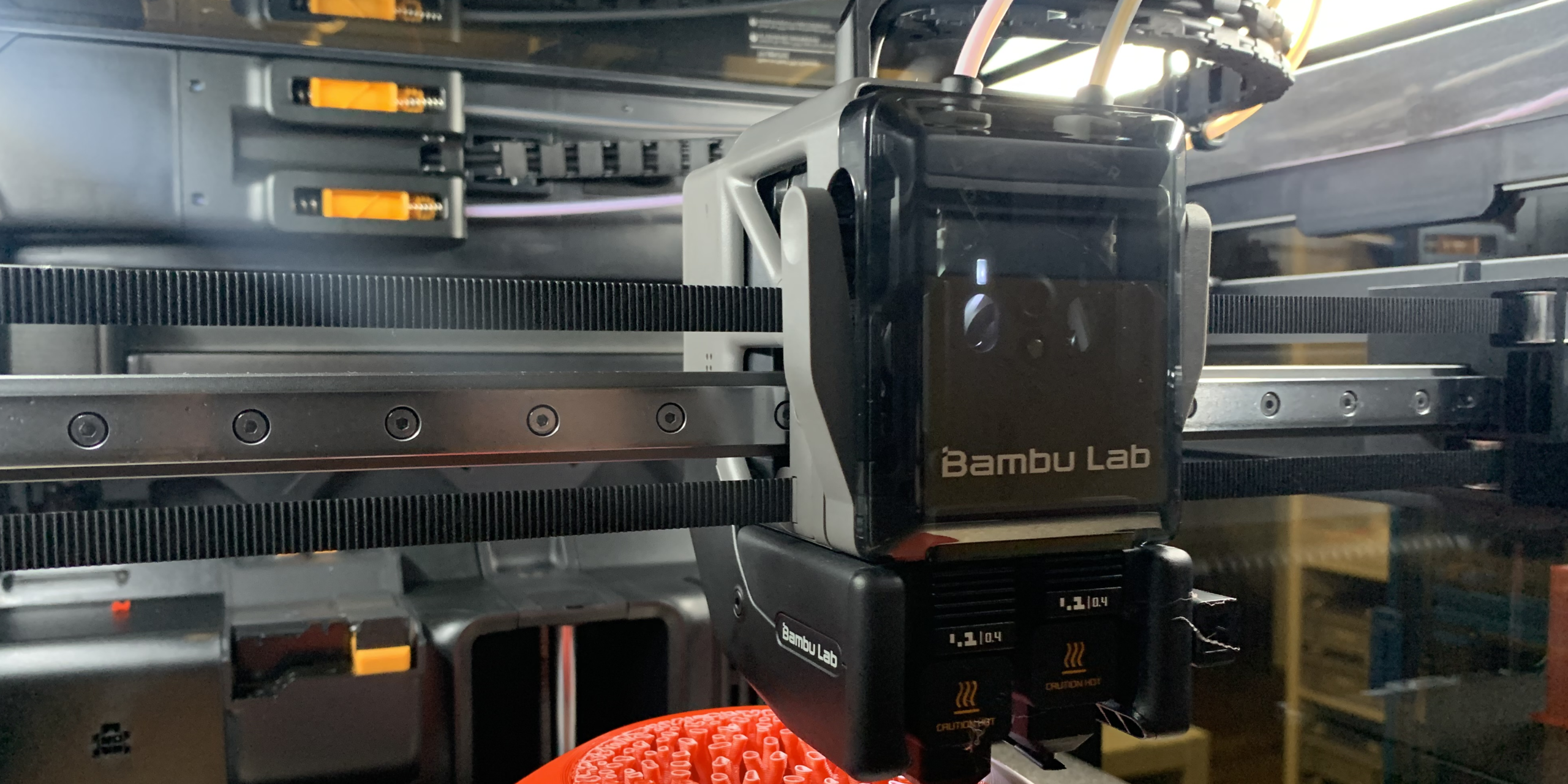 3D-Druck mit Bambu Lab H2D in der Werkstatt Frenkendorf