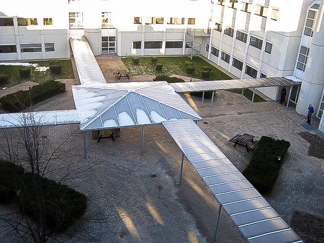 Sonderüberdachung (Raucherpavillon, Miljöstation, Mülltonnenverkleidung)