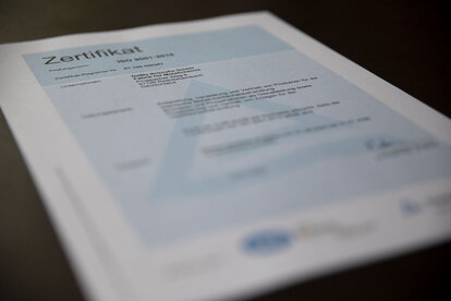 ISO-Zertifikate und freiwillige Vereinbarungen
