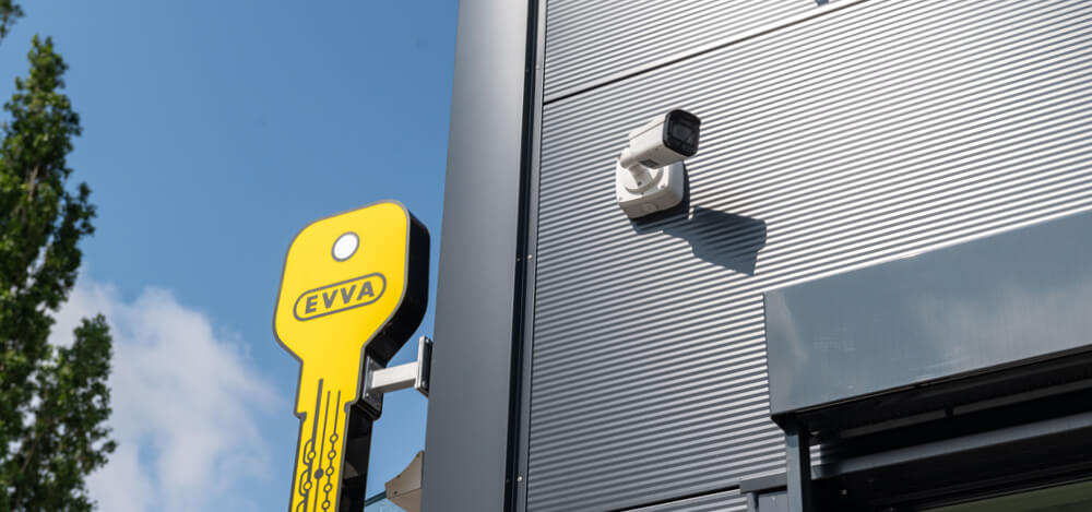Alarm- und Kameratechnik