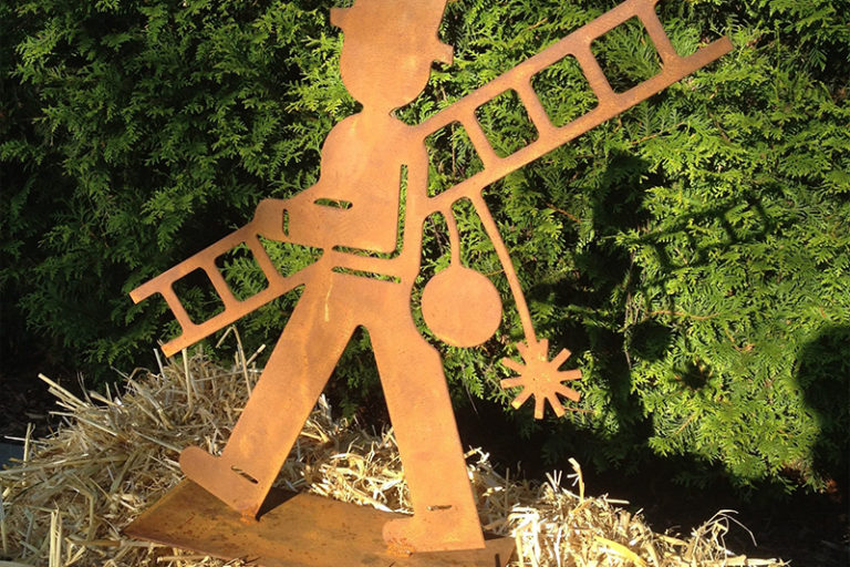 Edelrost-Figur Schornsteinfeger