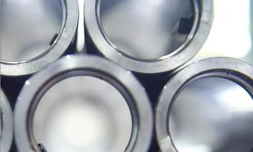 Exzellente Fertigung in unternehmenseigenen Fabriken
