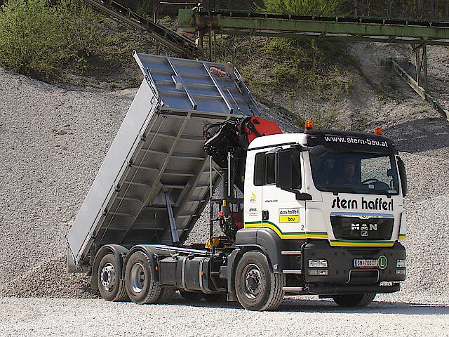 Kipperfahrzeug