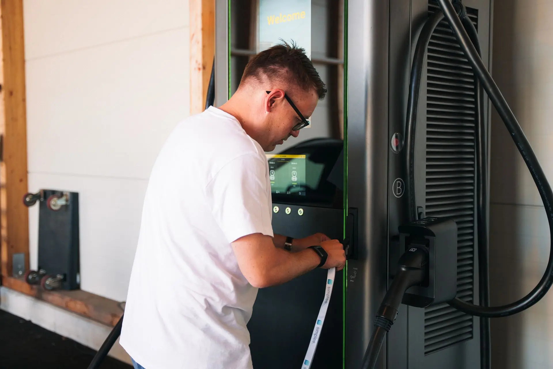 simplee in Zusammenarbeit mit EVbee