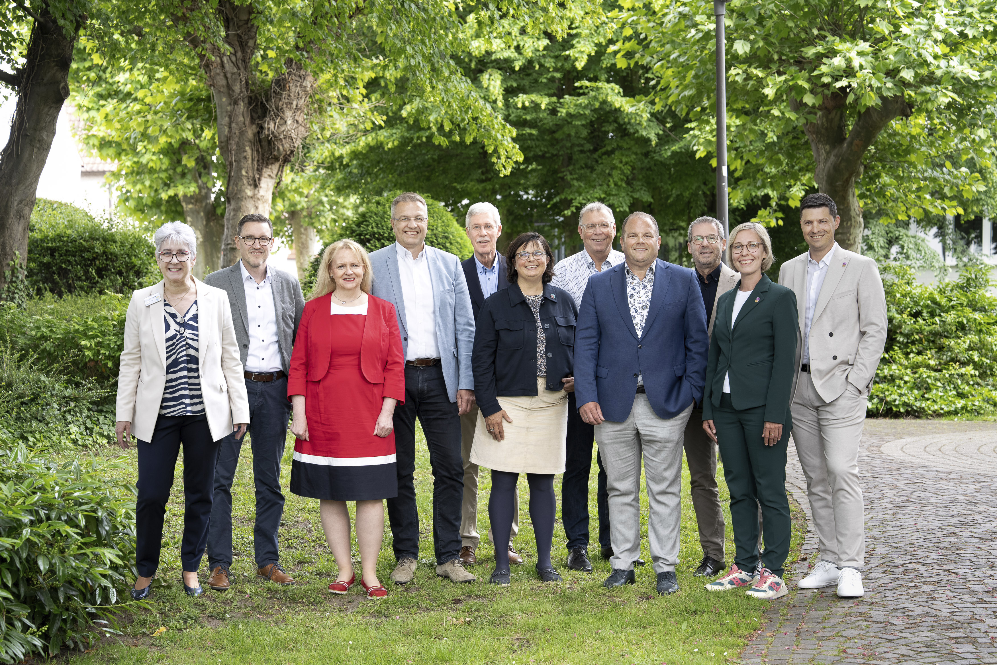 Projektbeteiligte am gesicherten Bohrplatz, Mai 2026