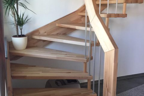 Massivholztreppe