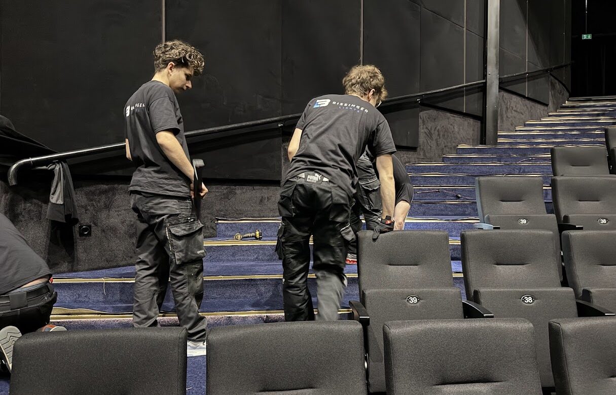 Montageteam von Bissinger Lights bei der Projektausführung