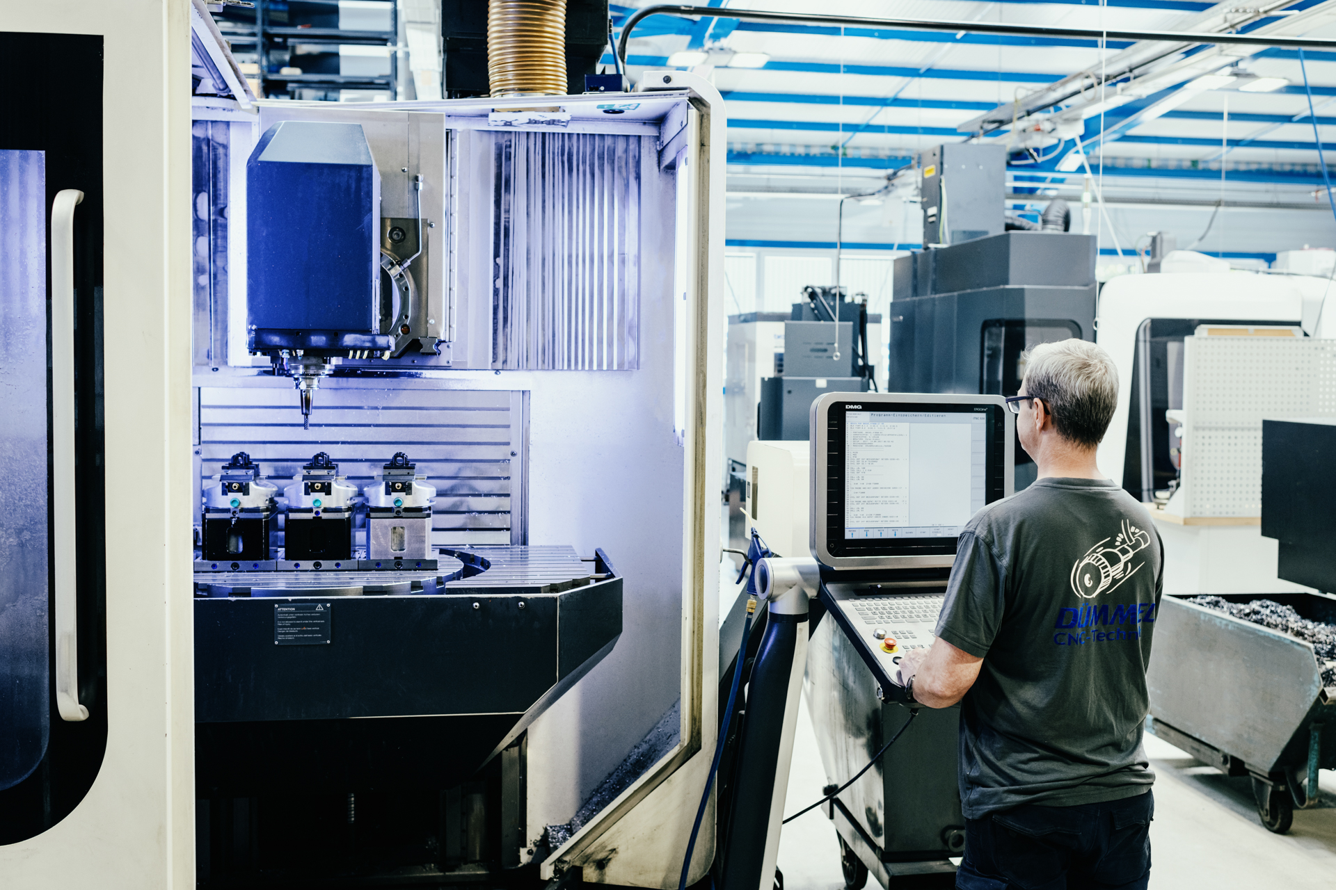 Produktionshalle der Dümmel GmbH