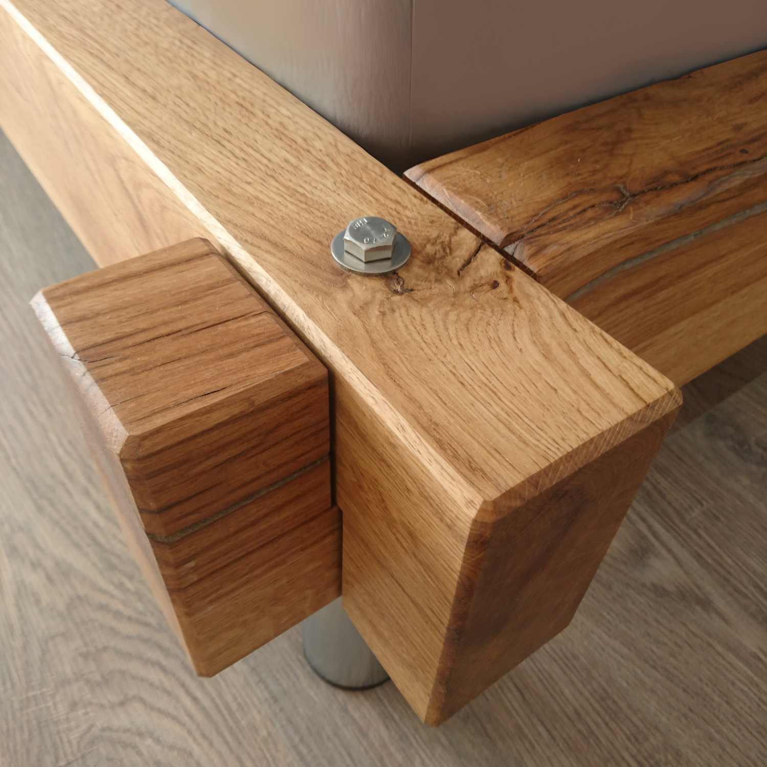 Holzbearbeitung im Atelier