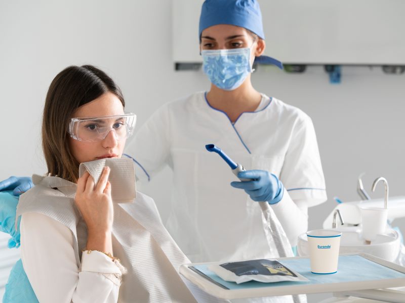 Dentalbedarf