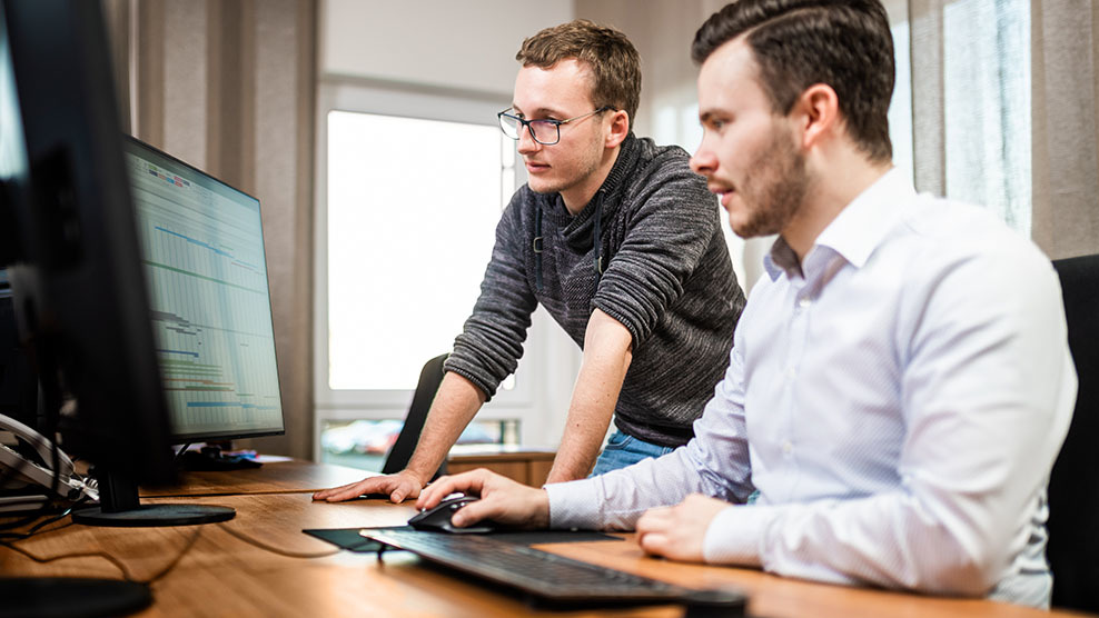 Projektmanager im Consulting-Gespräch