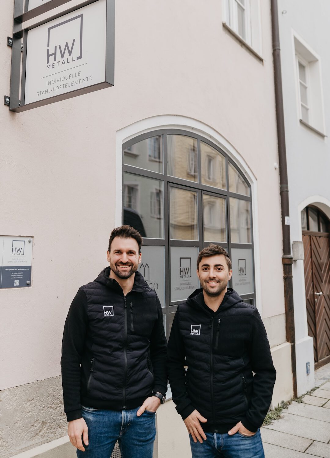 Fertigung von Stahl-Loftelementen in der Werkstatt