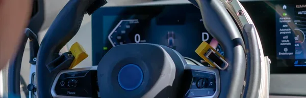 4activeDR Driving Robots für hochdynamische ADAS-Testfahrten