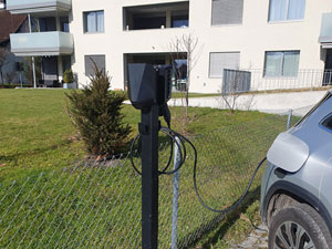 E-Auto-Ladestation auf dem Firmengelände
