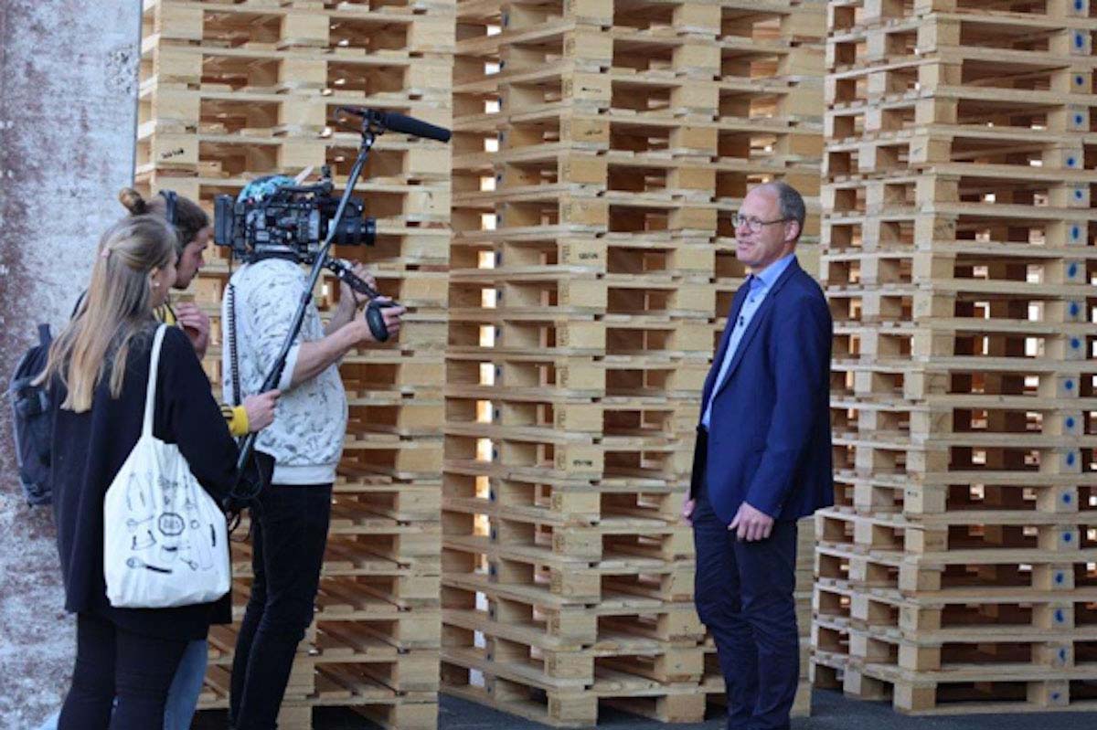 Fernsehteam dreht Beitrag über Auswirkungen des Ukraine-Krieges auf die