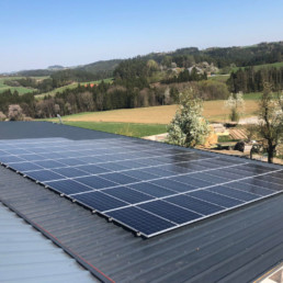 PV-Anlage auf Blechdach, 24,5 kWp, Bezirk Zwettl
