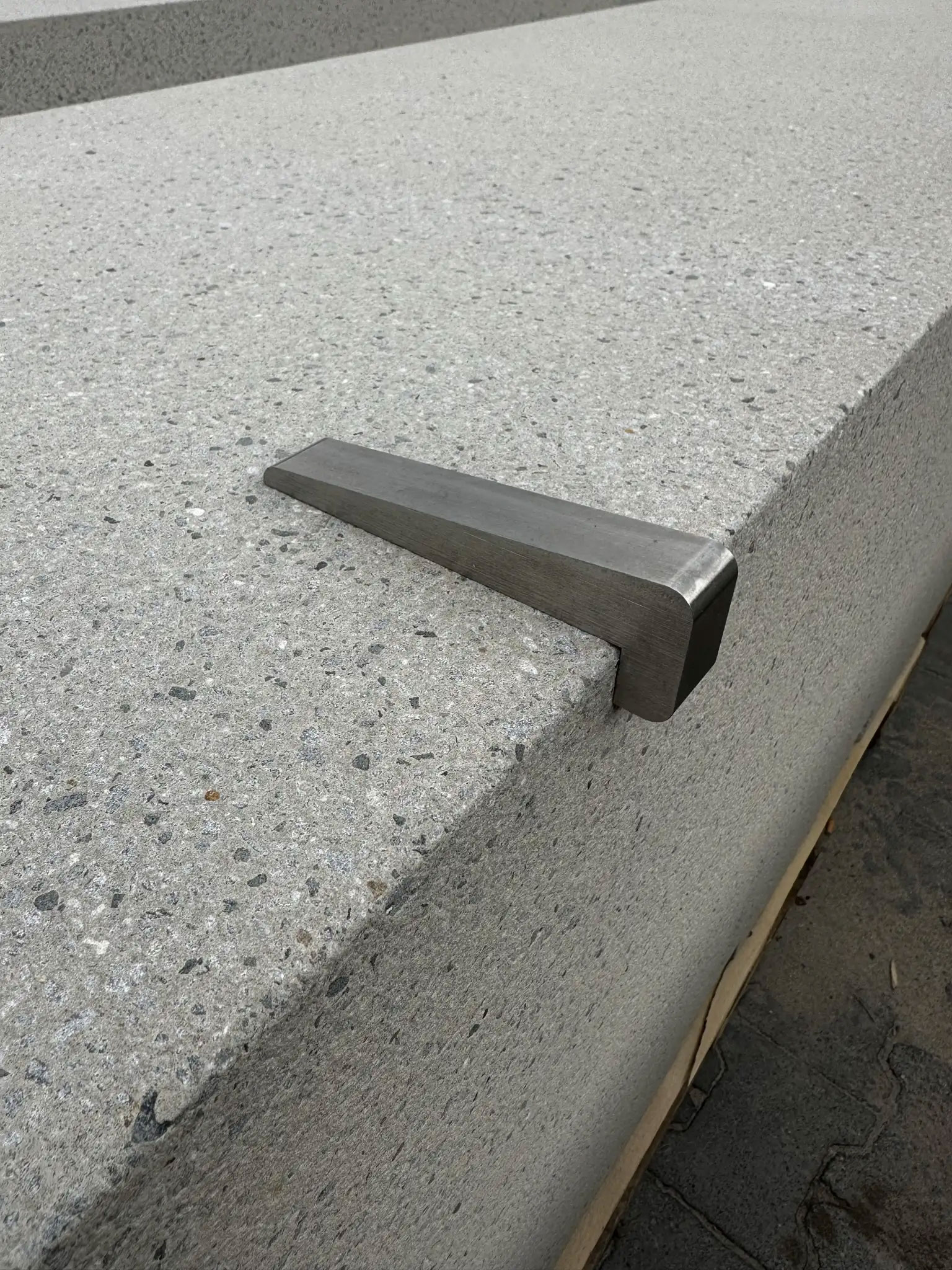 Kombination Beton und Metall