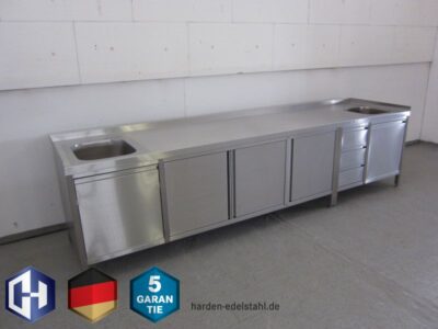 Edelstahl-Schranktischanlage mit zwei Becken