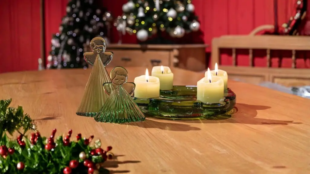 Adventskranz mit Engeln aus Thüringer Waldglas