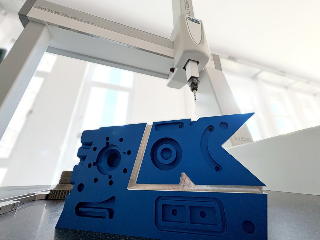 LK-Maschine mit Messnormal