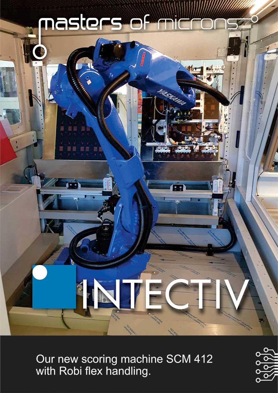Scoring-Maschine SCM 412 mit YASKAWA-Roboterarm