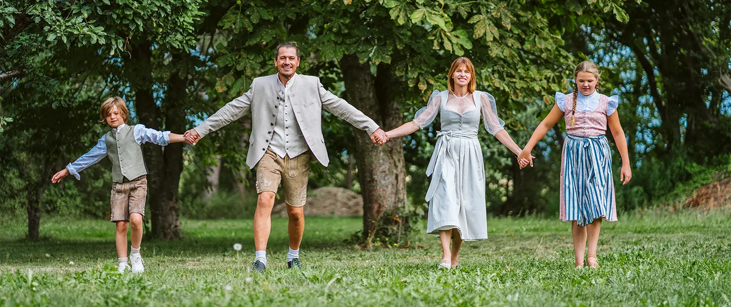 Trachtenmode für die ganze Familie