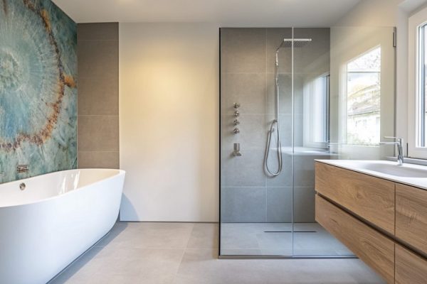 Badsanierung mit freistehender Badewanne
