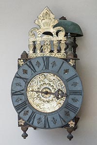 Museale antike Laternenuhr Rouelle
