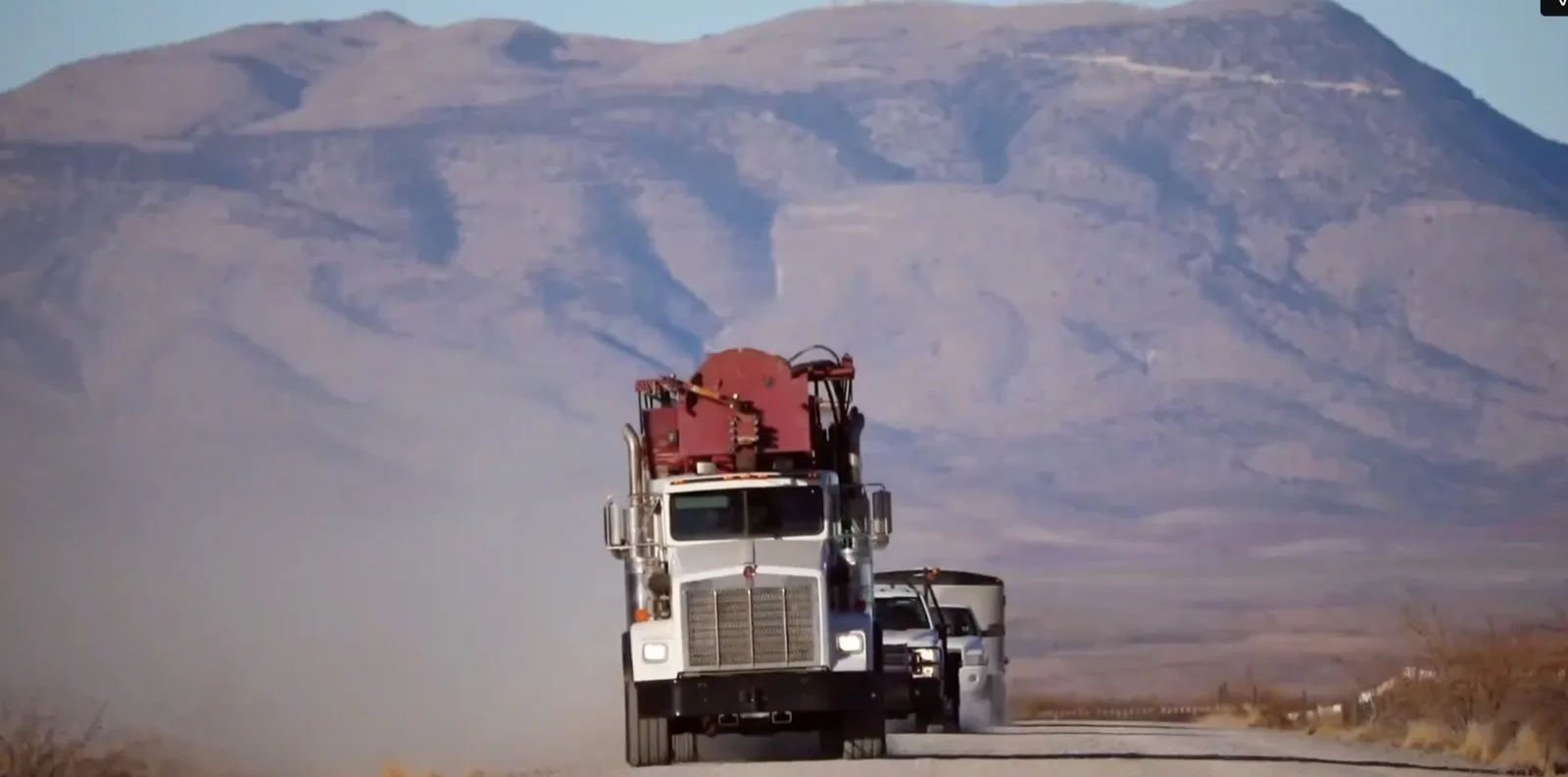 Feld-Hauler auf der Range-Road