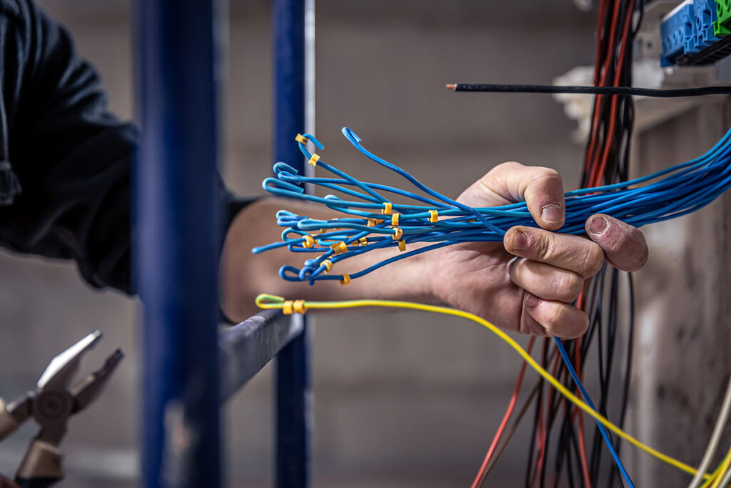 Elektrotechnik Hoyerswerda / Lausitz
