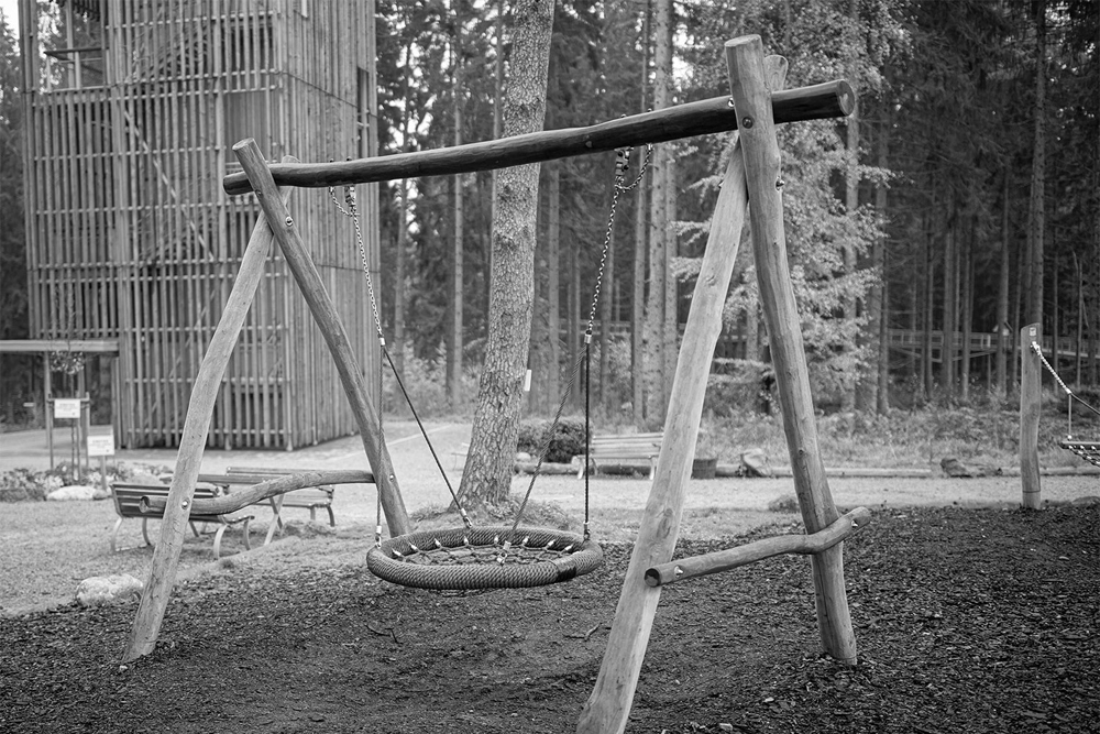 Spielgeräte & Spielanlagen