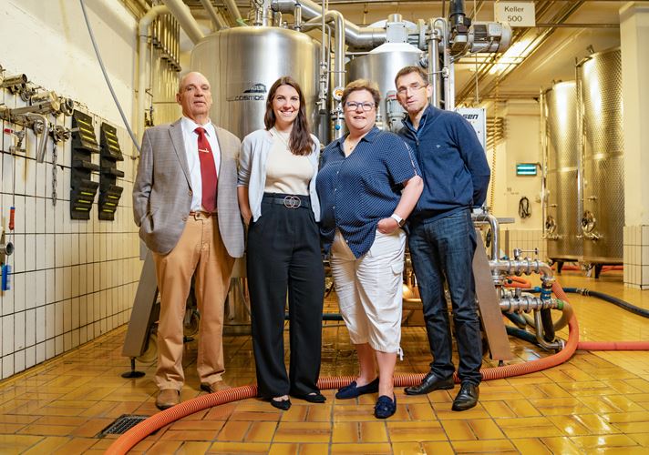 Familie Schmitt Söhne Wines
