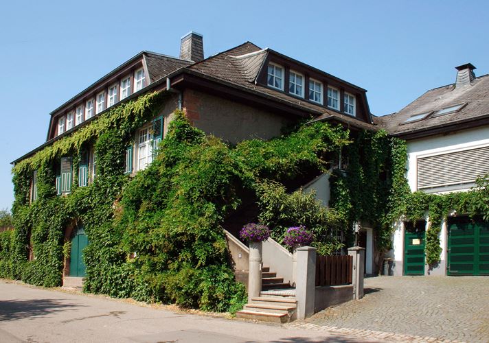 Stammhaus in Longuich – Firmengeschichte